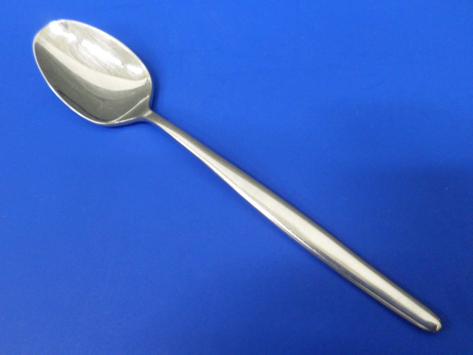 8 – Towle VIVA Glossy Slender 18/8 Stainless GERMANY Flatware 6 1/2″ TEASPOONS