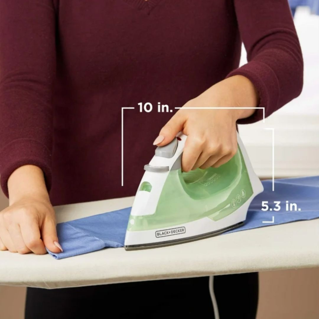 BLACK+DECKER Steam Iron, 1200W, Smartsteam Technology, Non-Stick Soleplate, Auto