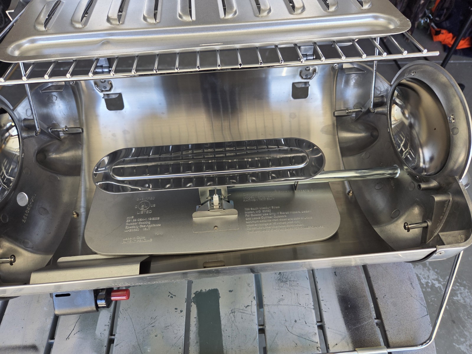 George Foreman GP324SS Portable Propane Grill 7800 BTU Stainless Steel