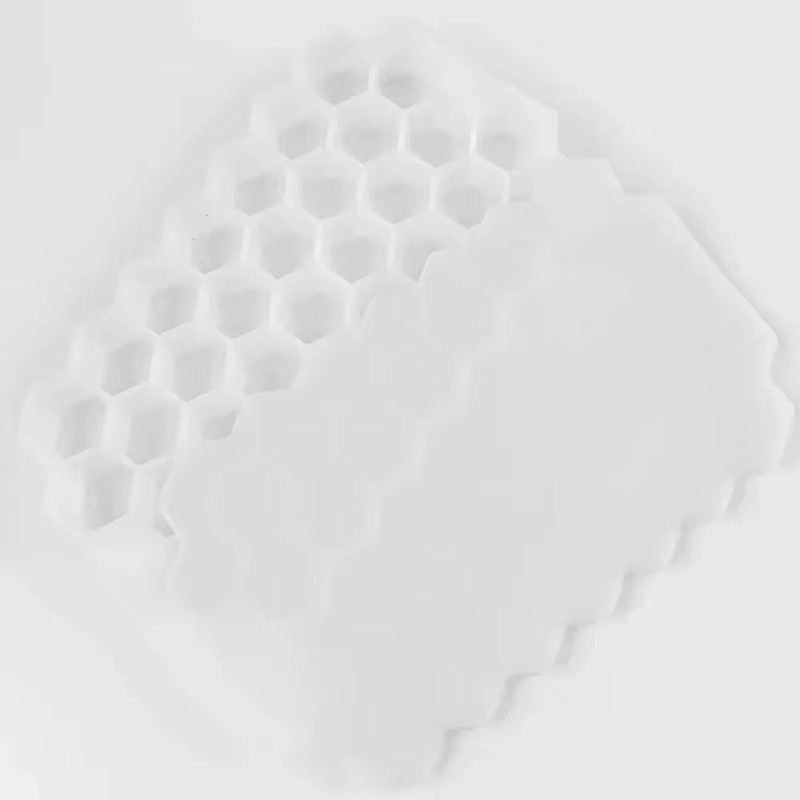 148-Cube Silicone Ice Tray Large-Capacity Reusable Ice Maker Mold with Lid