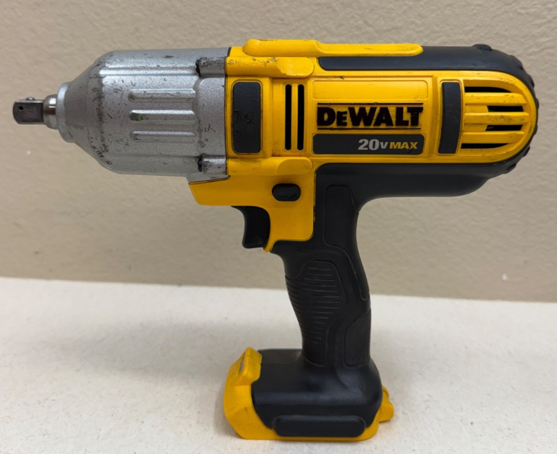 Dewalt Impact Wrench DCF889 W/Battery DCB204 & Charger DCB101
