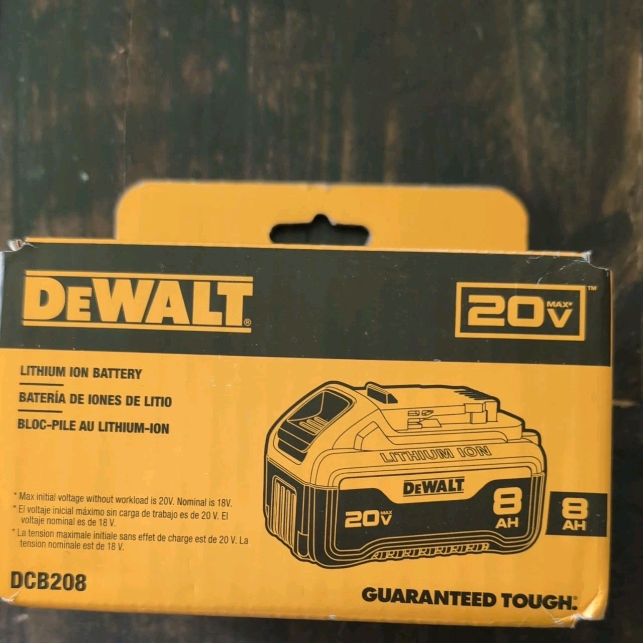 DeWalt 20v MAX XR Li-ion Battery 8AH DCB208 *OEM Genuine Original Dewalt *