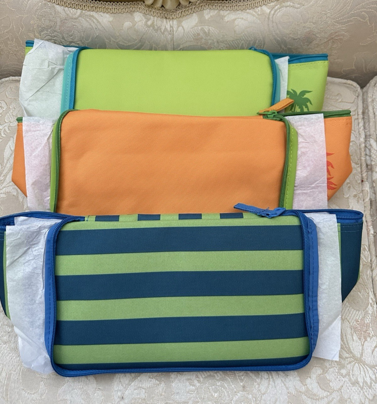 Trader Joe’s Mini Insulated Tote Bag Summer 2026 Set of 3 Limited Edition NWT