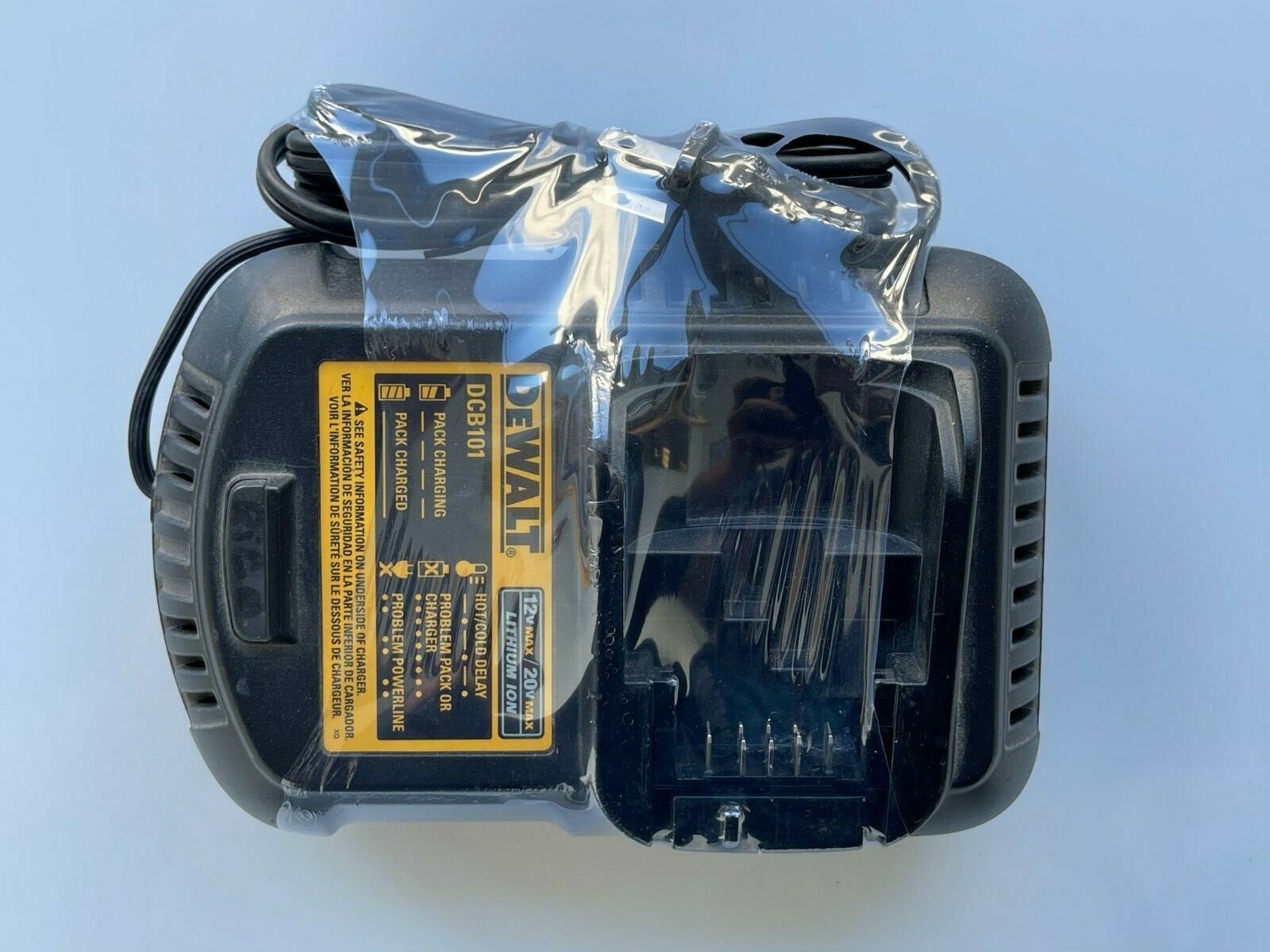 DEWALT DCB101 12V MAX/20V MAX LITHIUM-ION BATTERY CHARGER