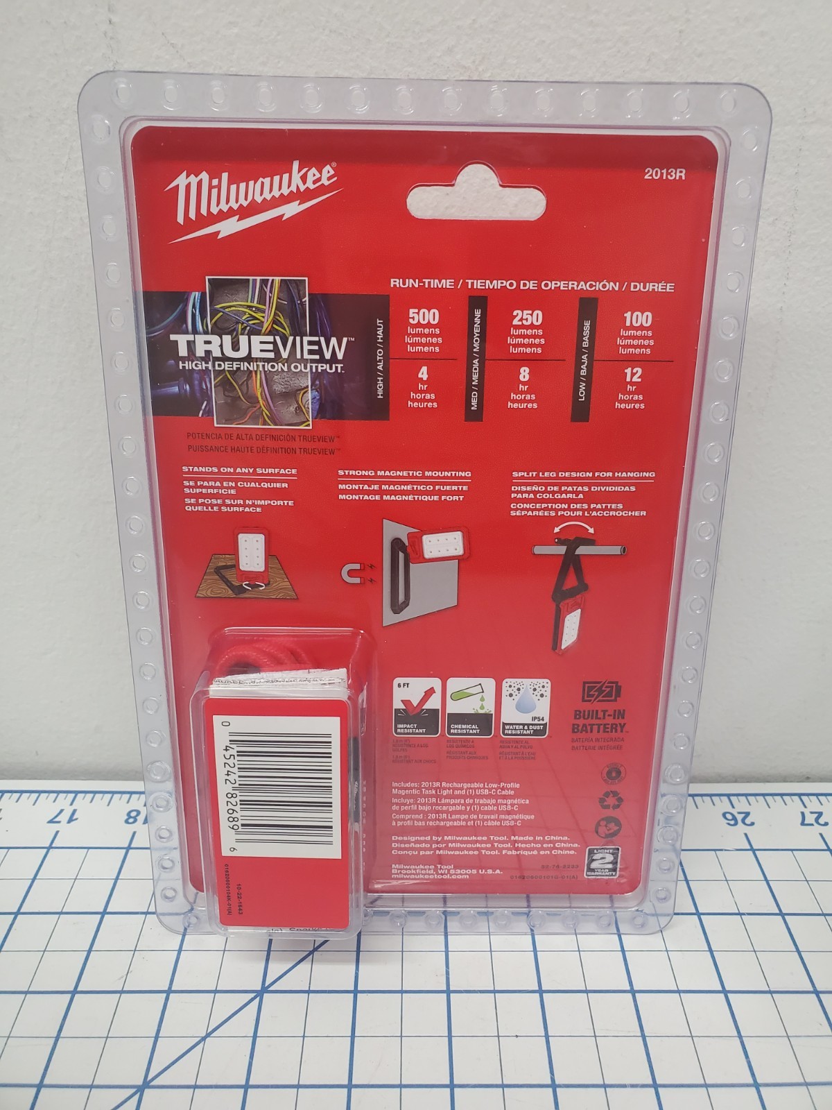 Milwaukee 2013R Rechargeable Low-Profile Magnetic Task Light
