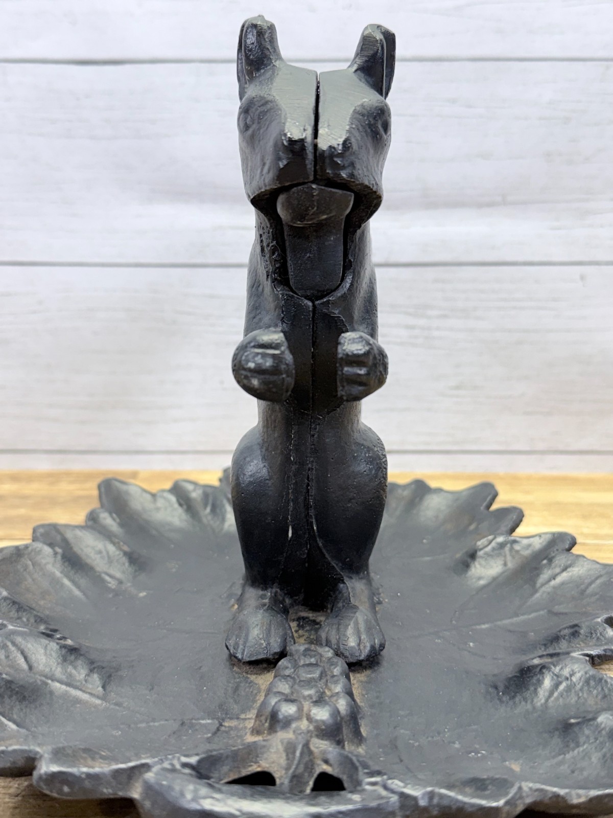 Vtg 7″ Cast Aluminum Squirrel Nutcracker Leaf Tray Nut Dish 1970s Fall Figure