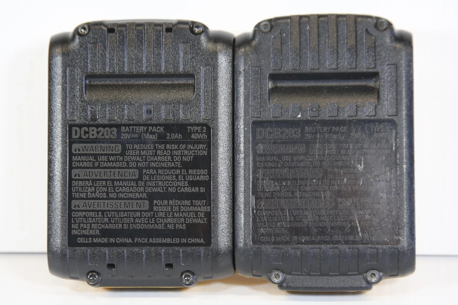 (2 pack) DEWALT DCB203 LITHIUM-ION BATTERY