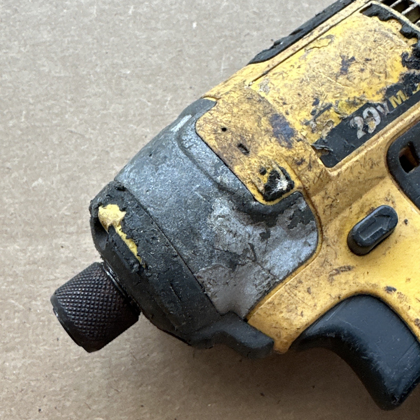 DeWalt DCF885 20V MAX 1/4-inch Cordless Impact Driver HEAVY USE