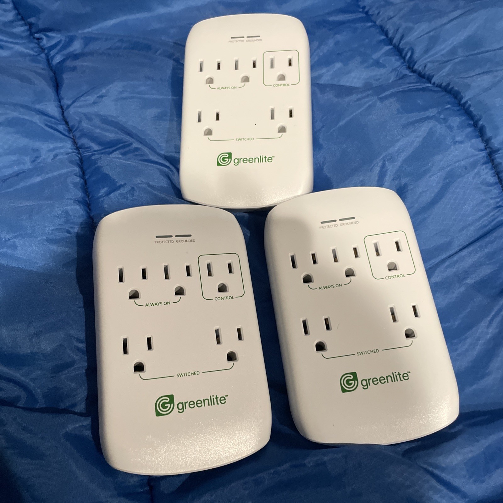 Set Of 3 Energy Saver Wall mounted Plug Plate 5 Outlet Power Surge Protector