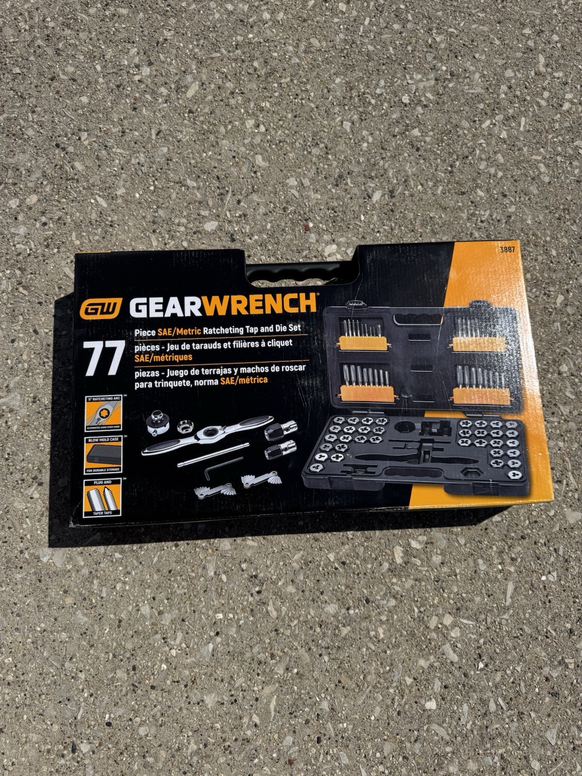 GEARWRENCH 77 Piece Sae/Metric Ratcheting Tap and Die Set -3887