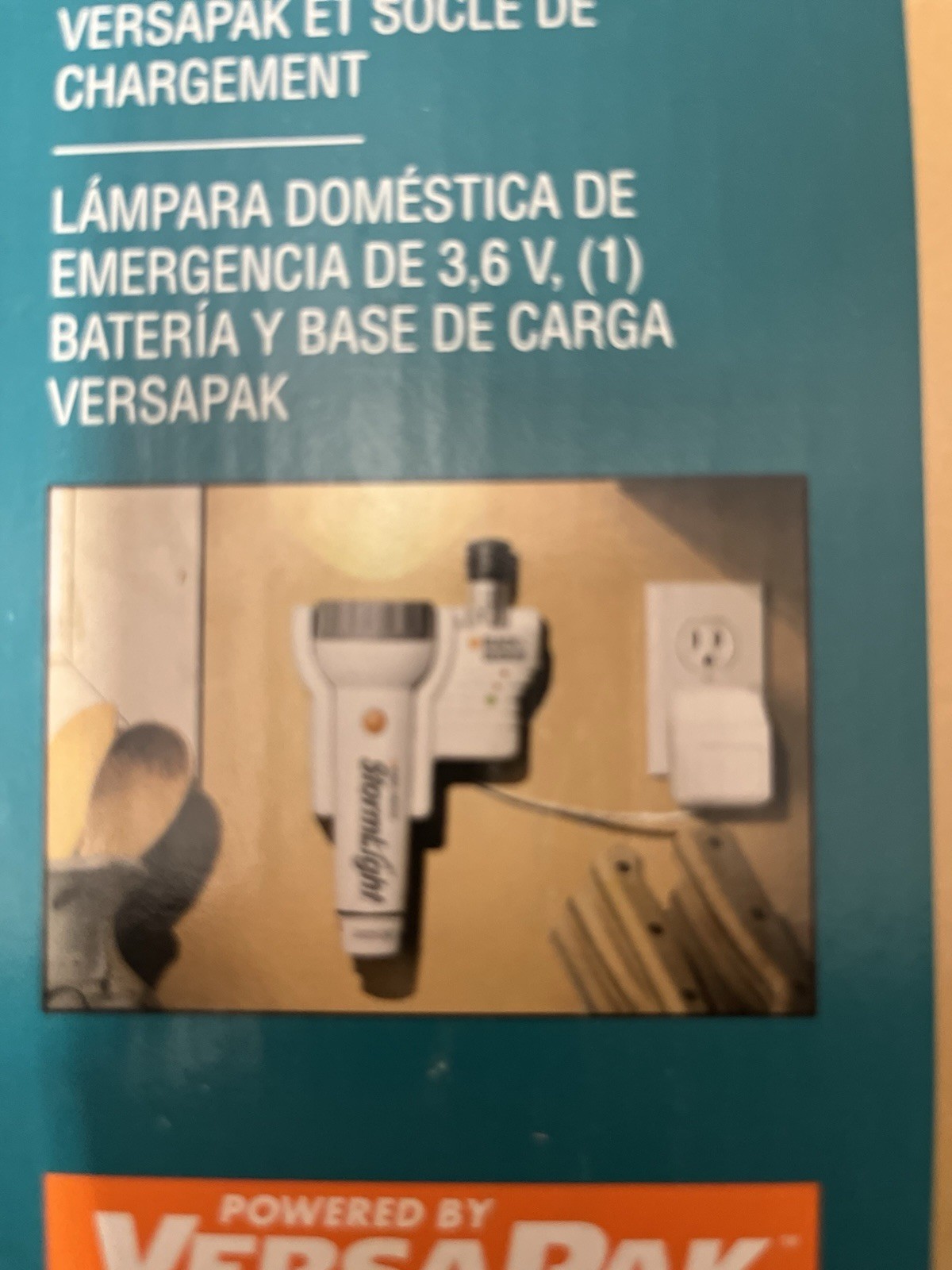 Black & Decker Stormlight VP215 3.6V Rechargeable Home Emergency Flashlight