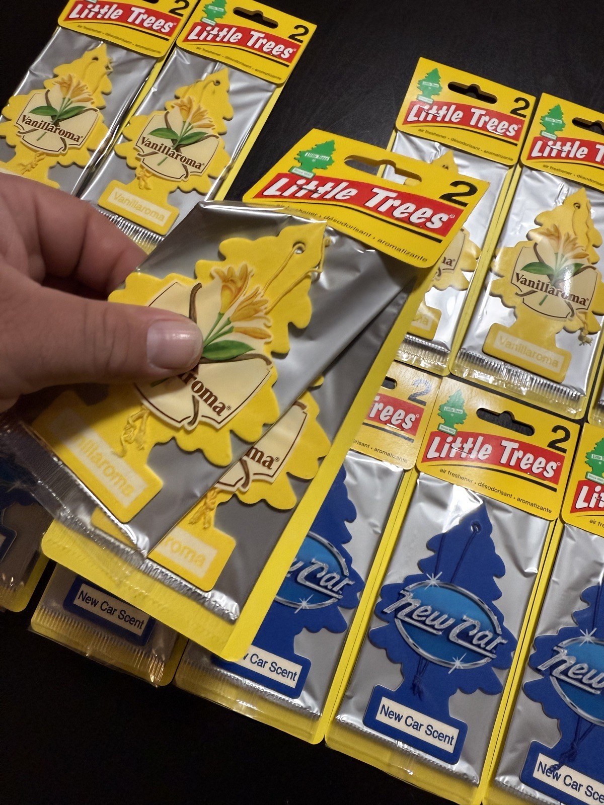 24 Little Trees 12 New Car/12 Vanilla Scent FREE SHIPPING Car Air Freshener