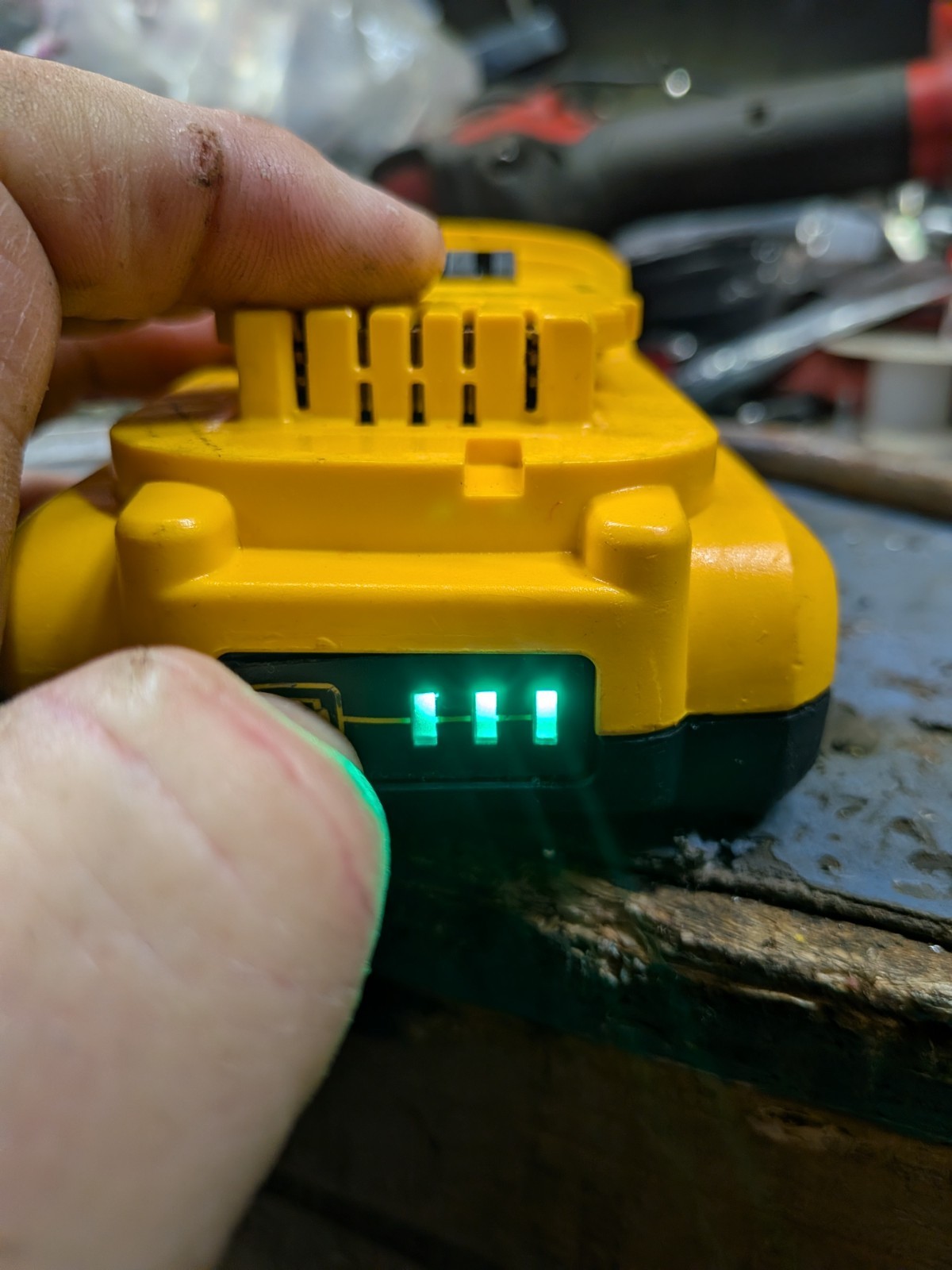 DeWalt compact DCB530 3Ah upgraded to a 5Ah 20v max compact battery pack