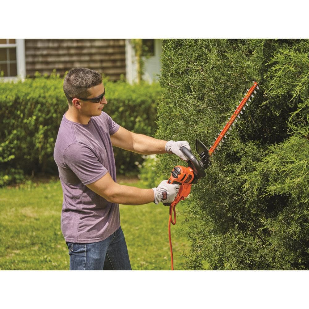 Black And Decker 22 In. Electric Hedge Trimmer