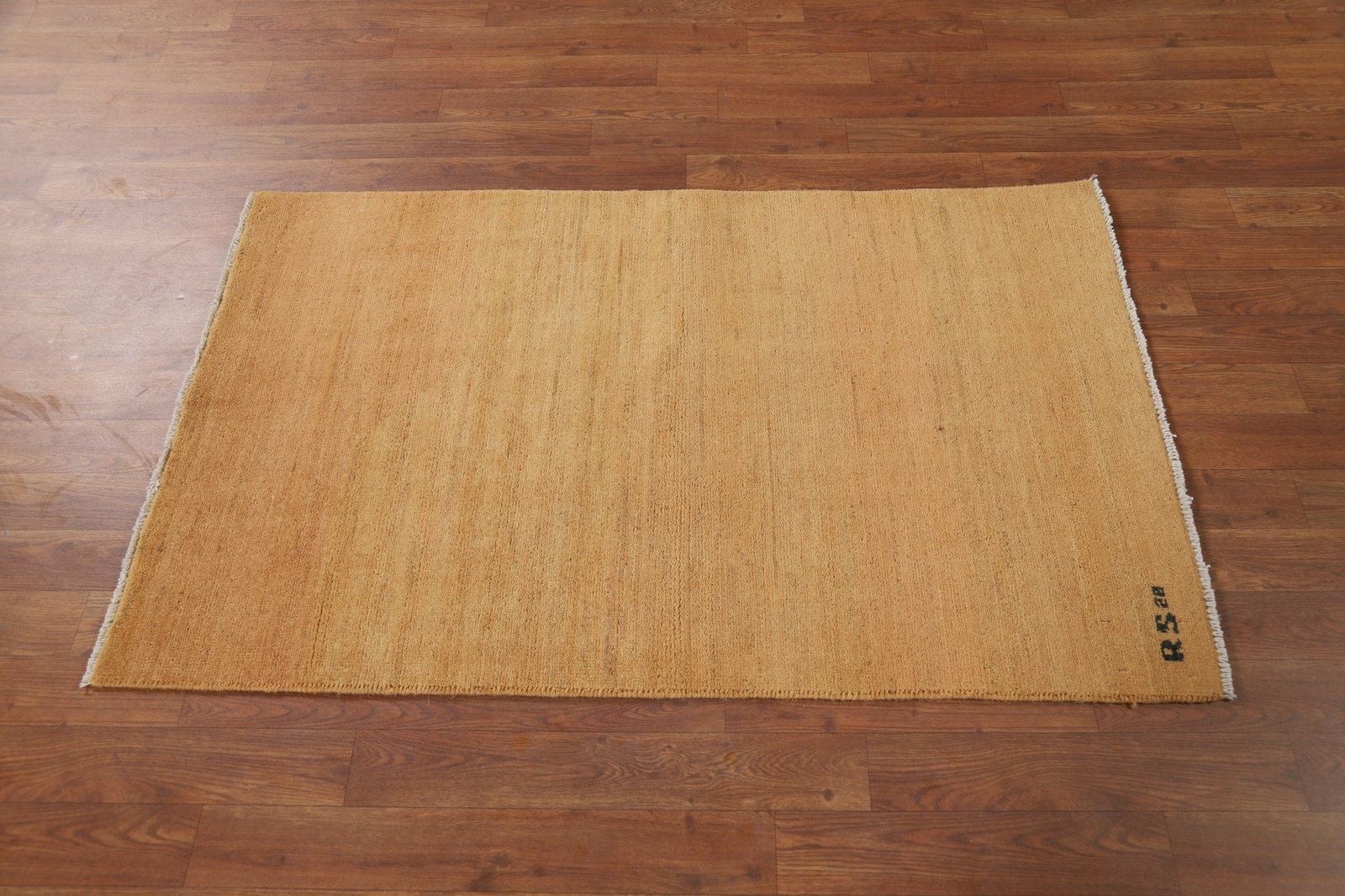 Versatile Gabbeh Solid Design Peach Wool Modern Foyer Rug Ideal for Any Room 3×4