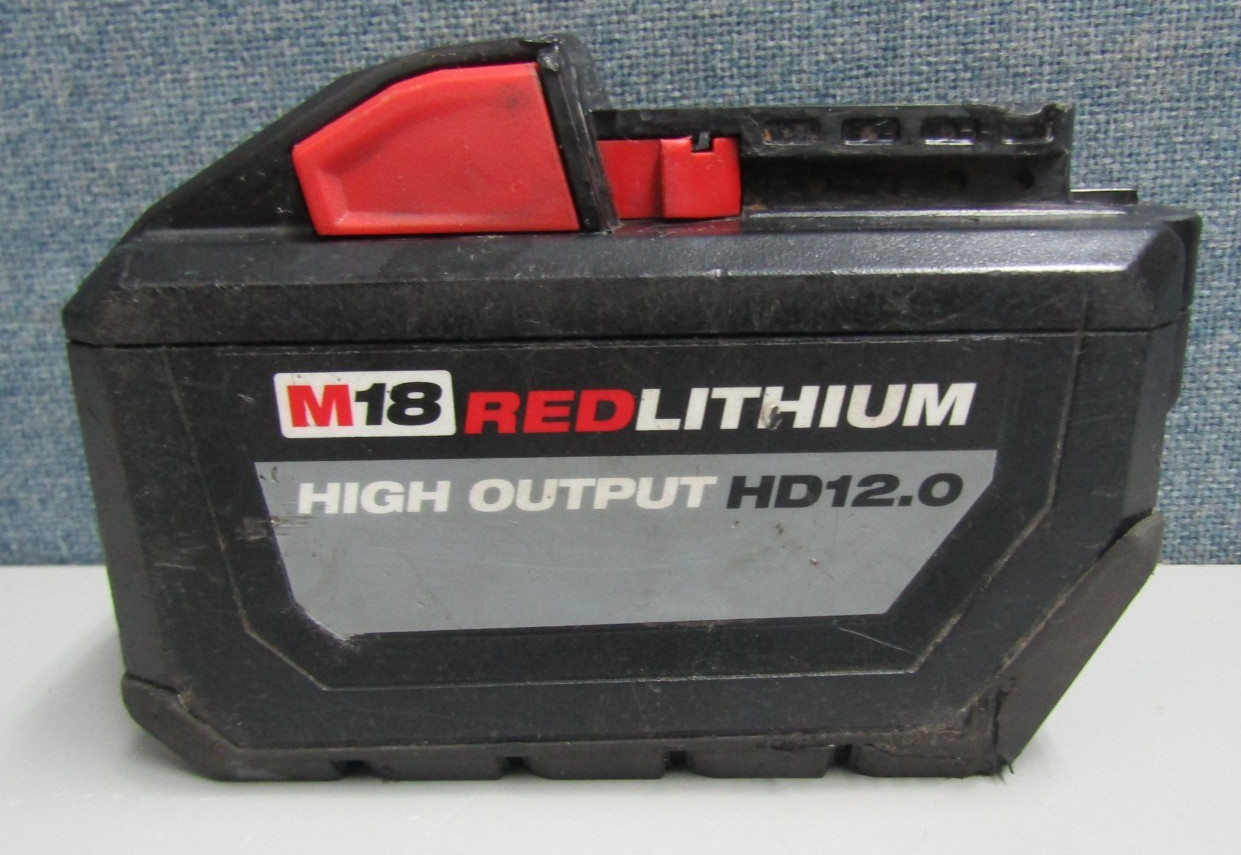 Milwaukee M18 High Output 18V Lithium Ion 12.0Ah Battery (48-11-1812)