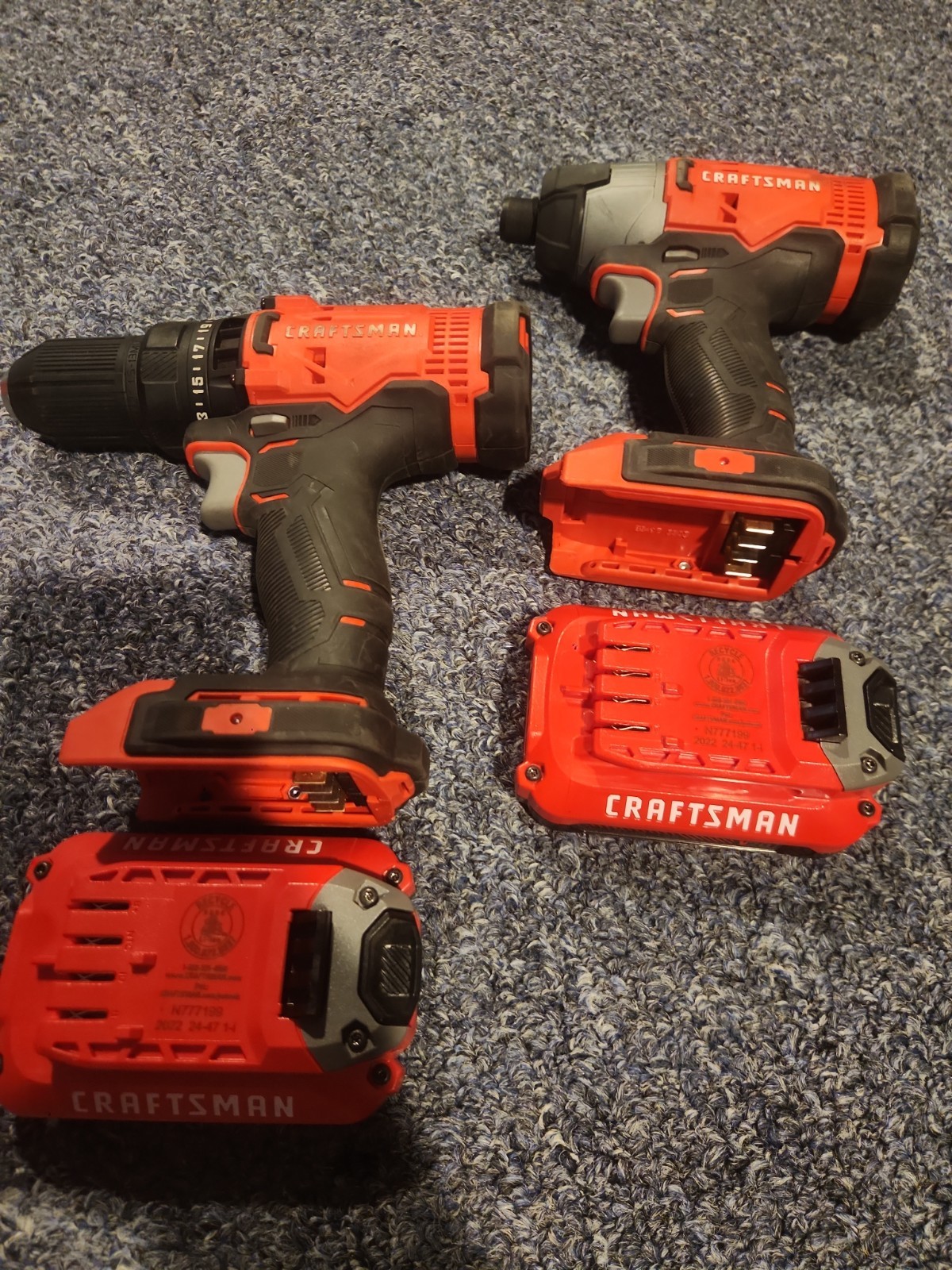 Craftsman V20 Drill and Hex Bit Driver Set W/ 2 1.3AH Batteries and Charger Used