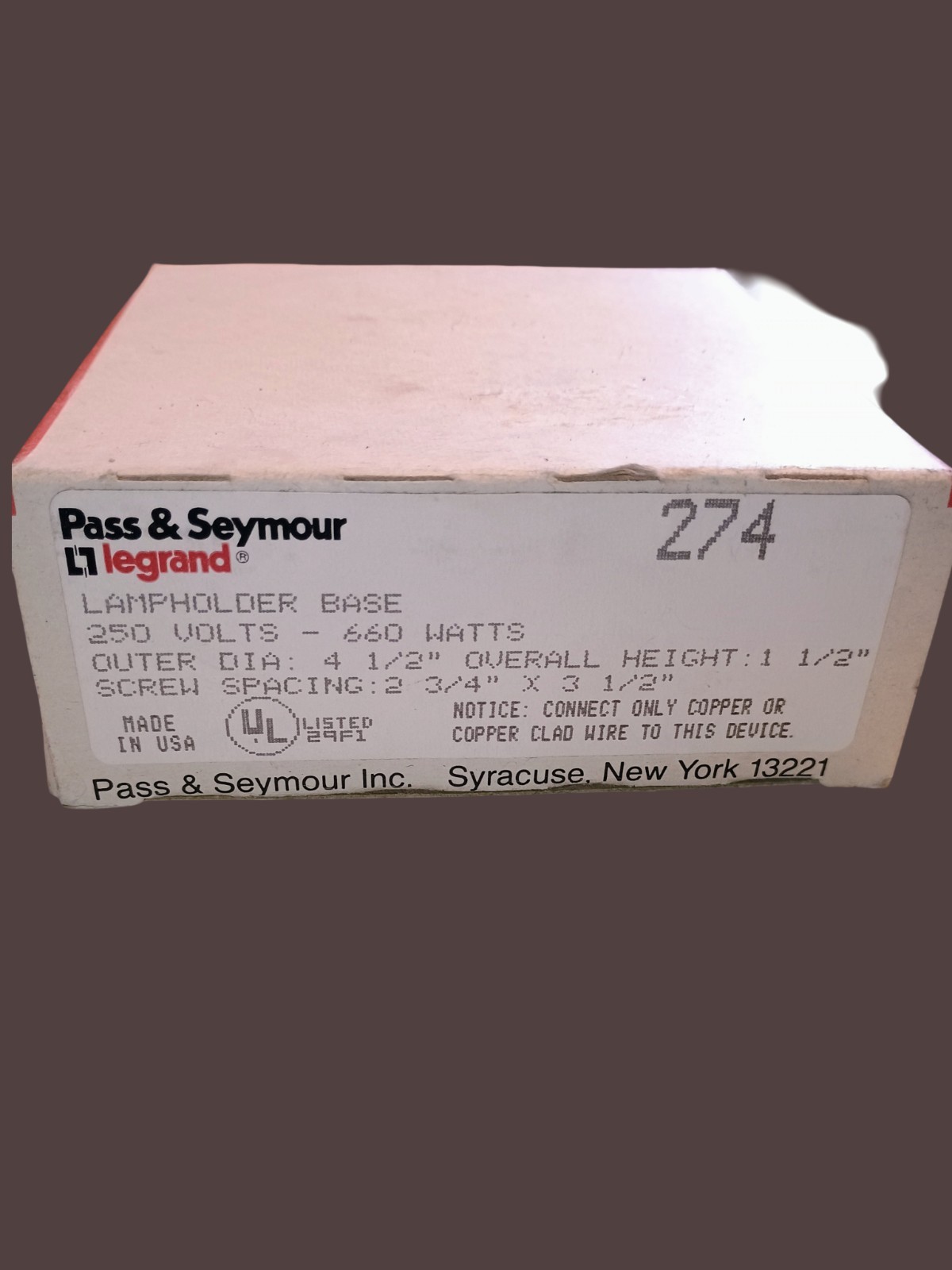 Pass & Seymour L1 legrand274LAMPHOLDER BASE250 VOLTS 660 WATTSOUTER DIA:…