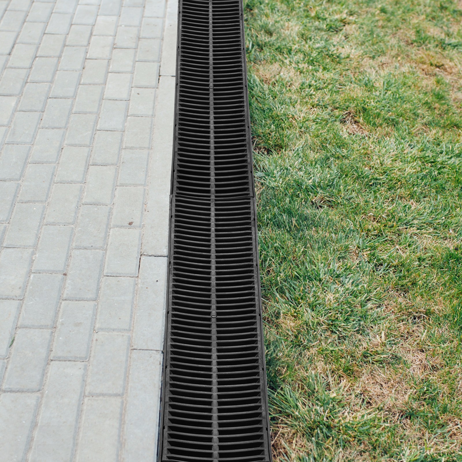 VEVOR Drainage Trench Driveway Channel Drain Kit Plastic Grate-5.8″x5.2″-6 Pack