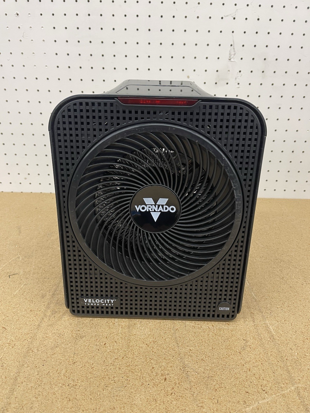 Vornado Velocity 5 Whole Room 1500W Electric Space Heater Forced Air 5118 BTU