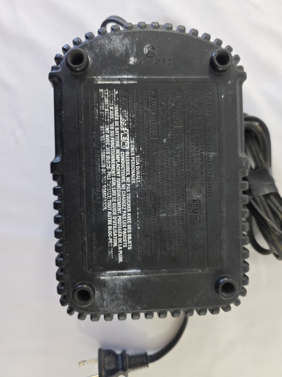 DeWalt DCB101 Lithium Ion Battery Charger Fast Charger 12vmax 20vmax