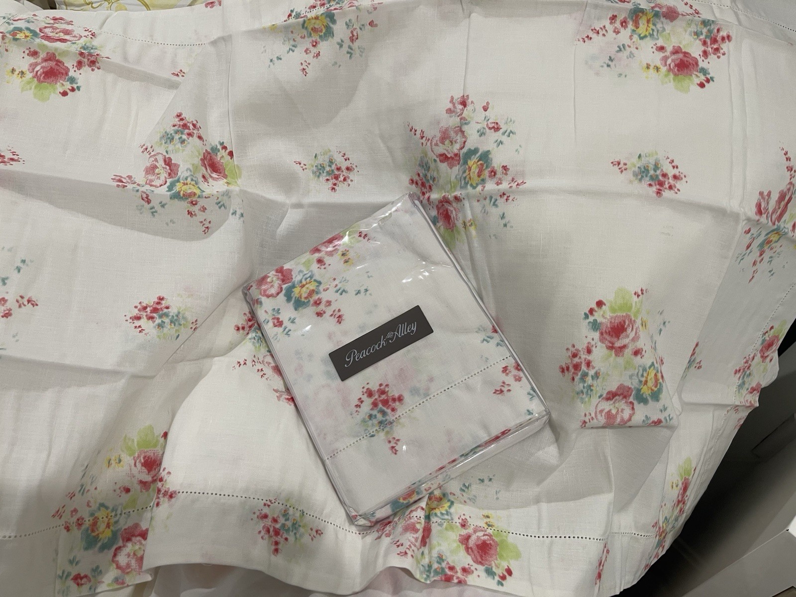 $700 Pratesi Italy New 1pc Euro Sham Origami Embroidery Ivory ONE