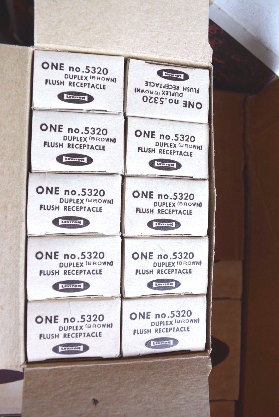 10-PK Leviton BROWN Duplex Receptacle Outlet 15A NEMA 5-15R 125V NOS NEW 5320