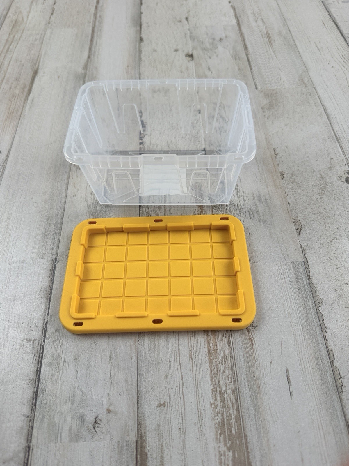 Lowe’s Teeny Tiny Tote ~ Clear Mini Commander Storage Container With Lid ~ NEW