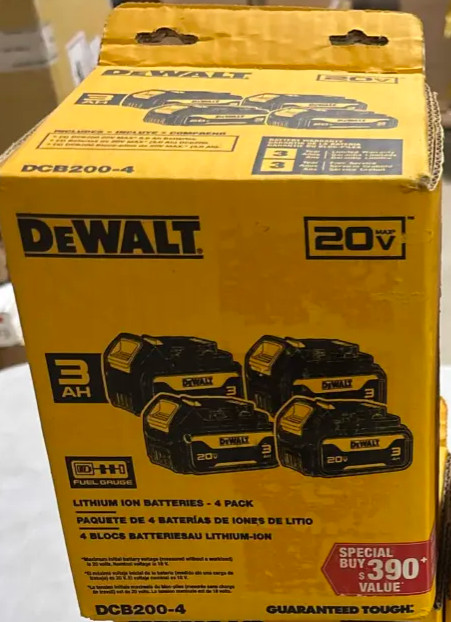 Pack of 4 DeWalt 20V MAX 3ah 20V Battery Pack DCB200-4 NEW In Box