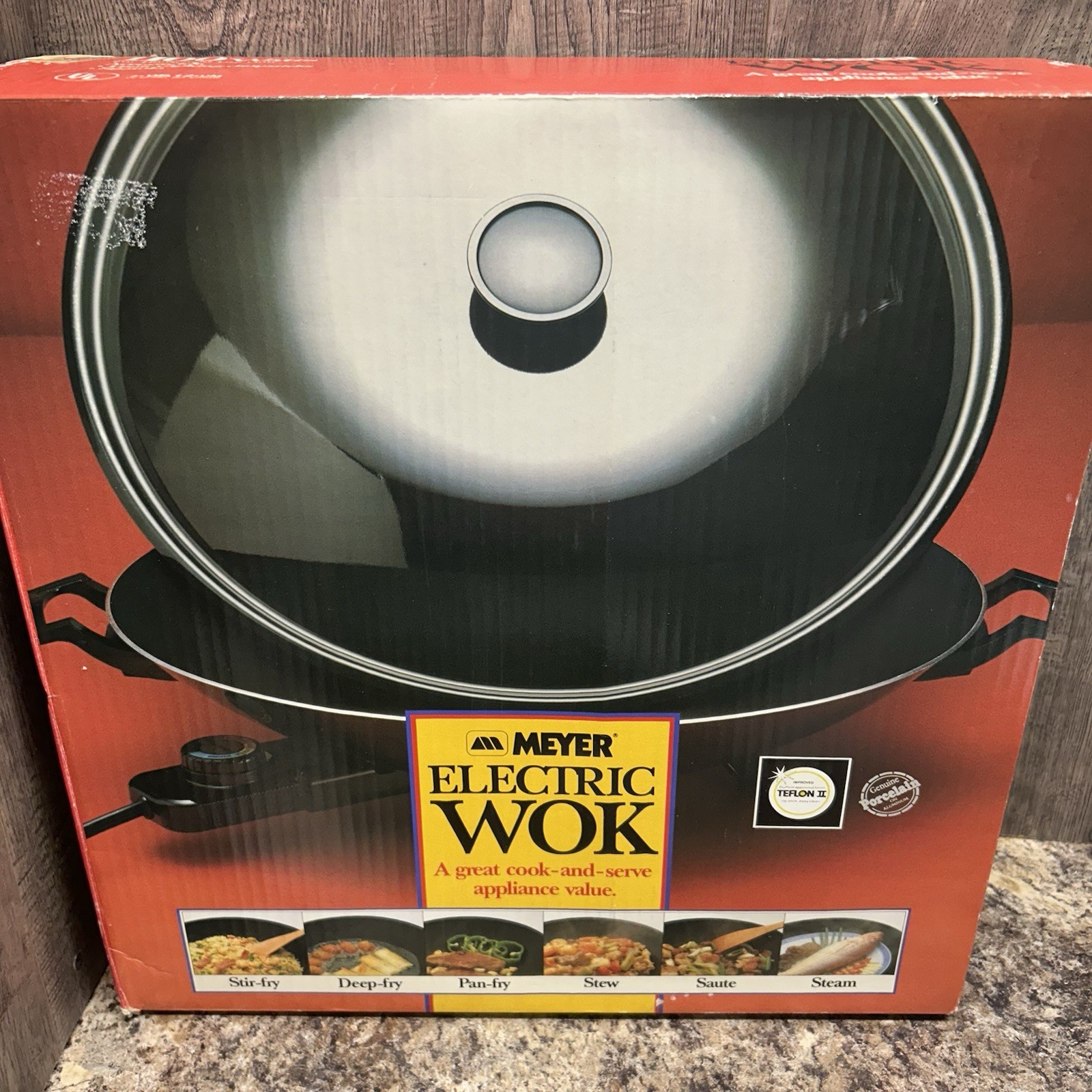 Meyer Electric Wok 1100W Black Non-Stick with Lid, Accessories & Cook Book New!