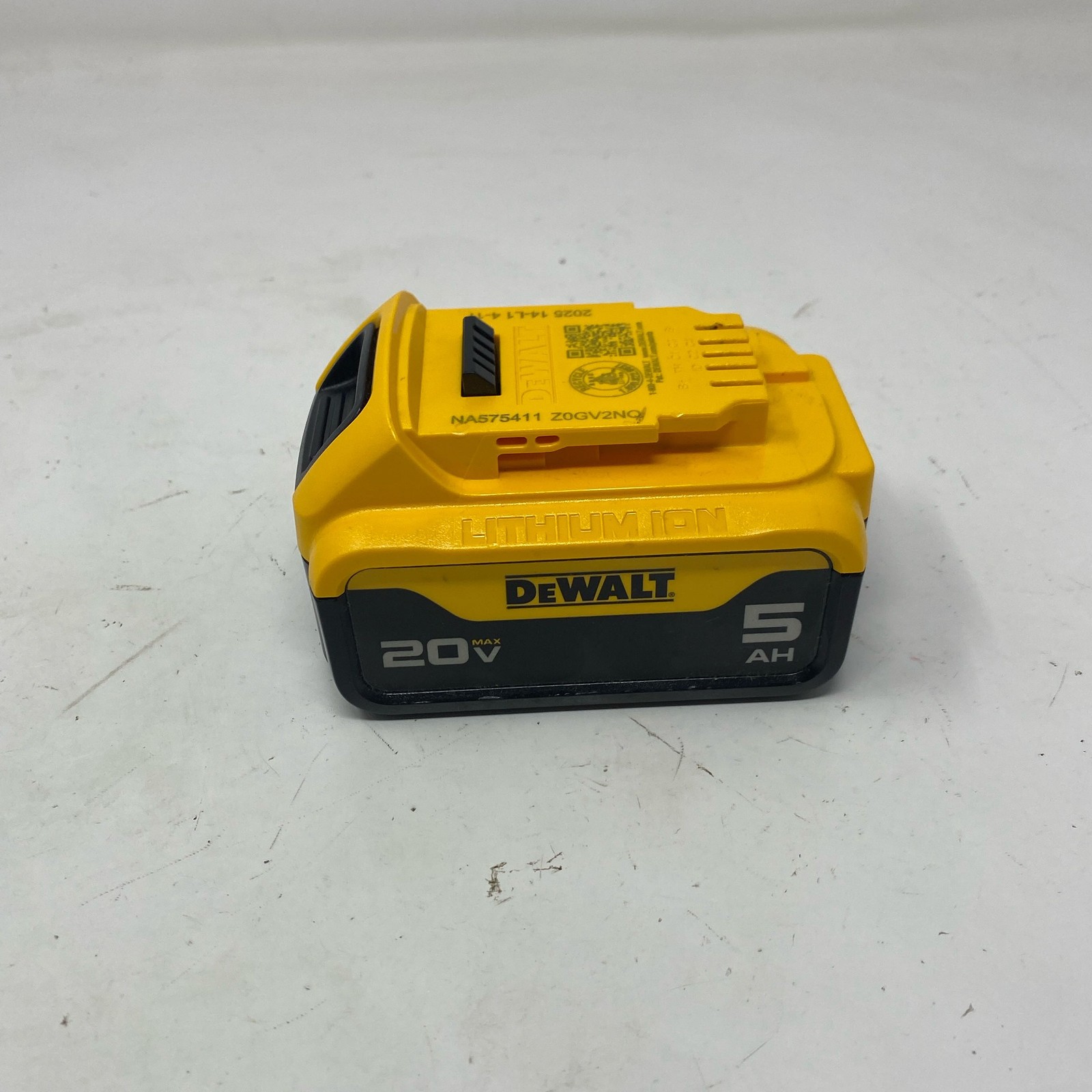 Dewalt 20V MAX XR 5Ah Battery DCB205R Yellow/Black