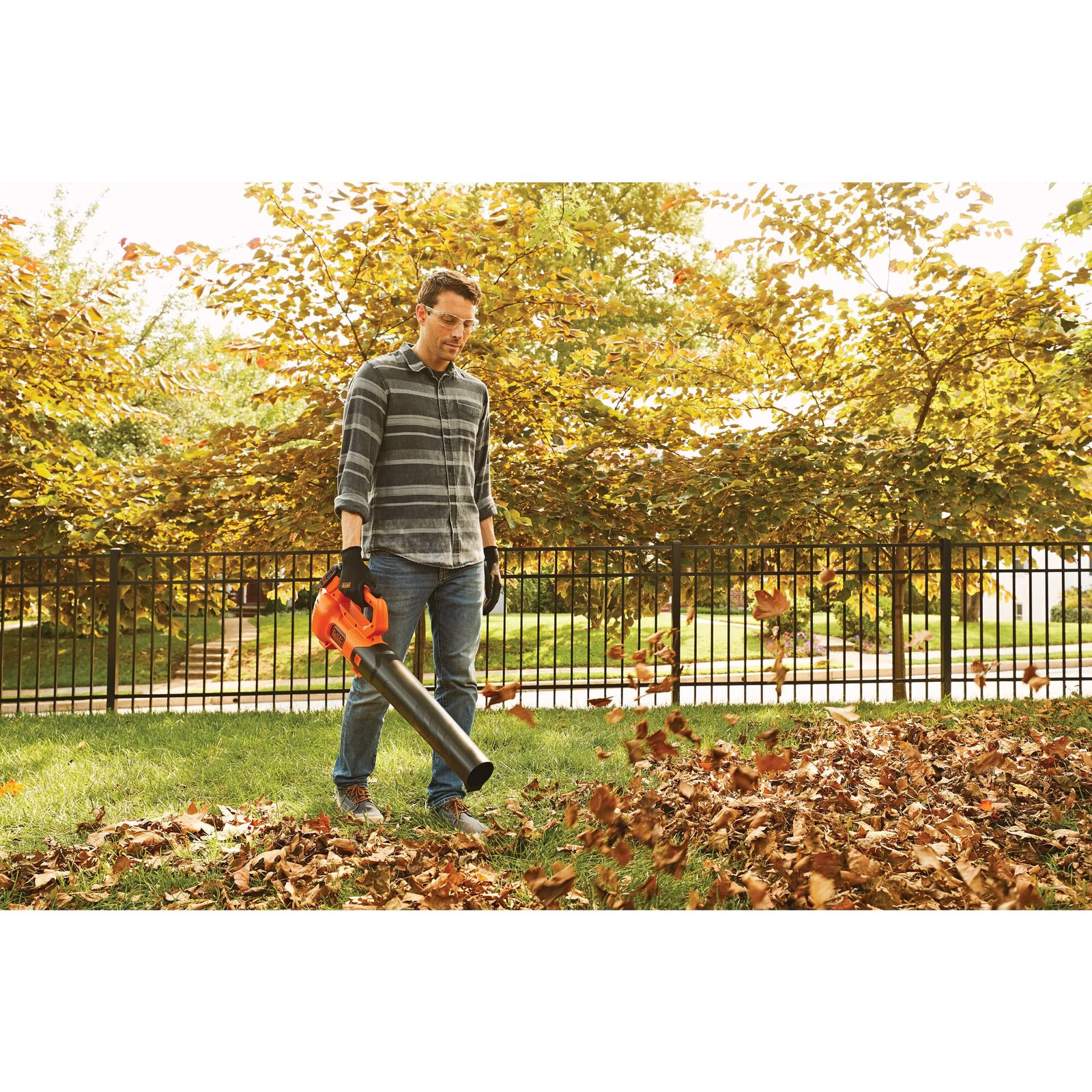 BLACK+DECKER 20V Max Leaf Blower, Axial, 2.0-Ah – BCBL700D1