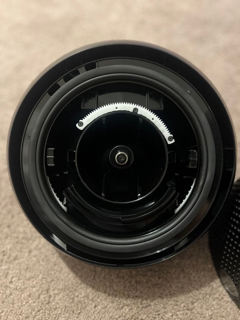 Dyson Pure Cool Me Air Purifier Modern Home Technology / Bladeless Cooling fan