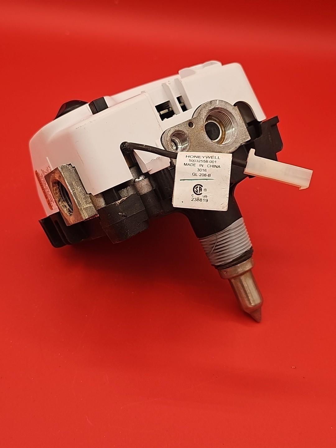 Honeywell Water Heater Gas Control Valve WV8840C1406 SHIPS FREE / TESTED!!