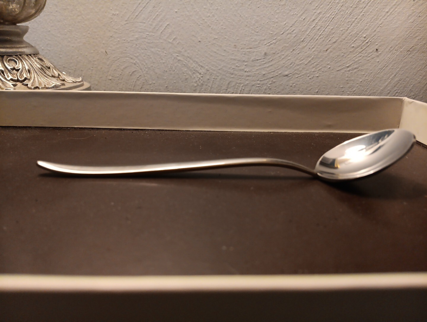Set 8 Oneida Vintage- Heavy -Plain Curved Up End Tip Slender Soup Gumbo Spoon 6″