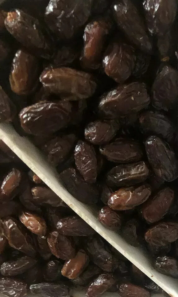 MEDJOOL DATES 11 LB. LARGE. CALIFORNIA FRESH DATES. FREE FAST SHIPPING.