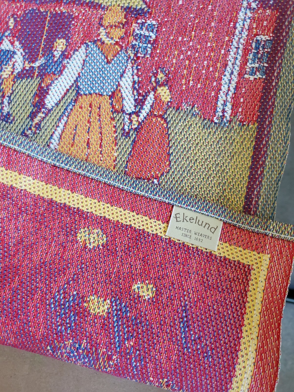 Swedish Ekelund MidSommar dancing around maypole towel / wall hanging md Sweden