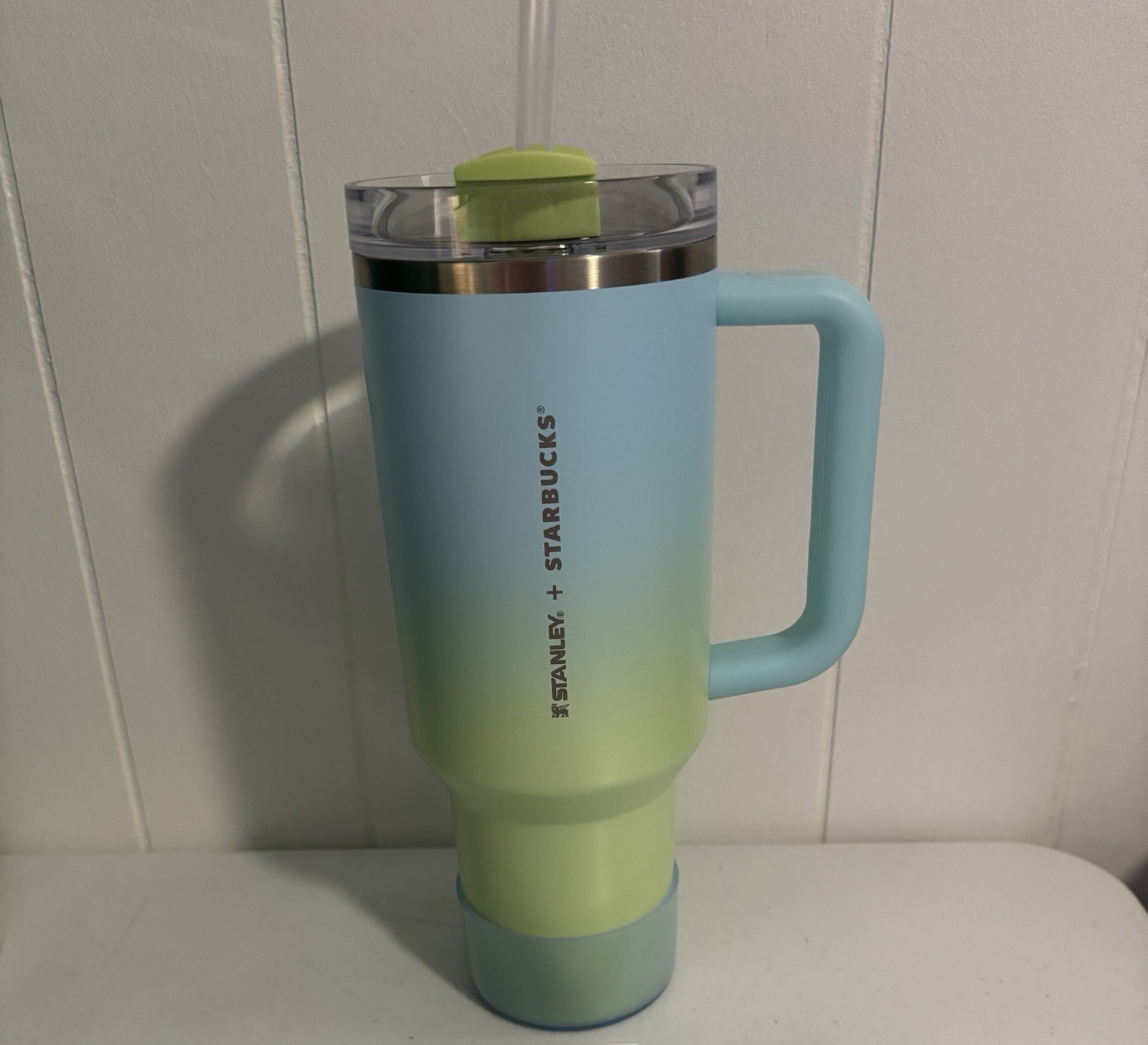 Stanley x Starbucks Thailand Blue Green Ombre 40 oz Limited Cup
