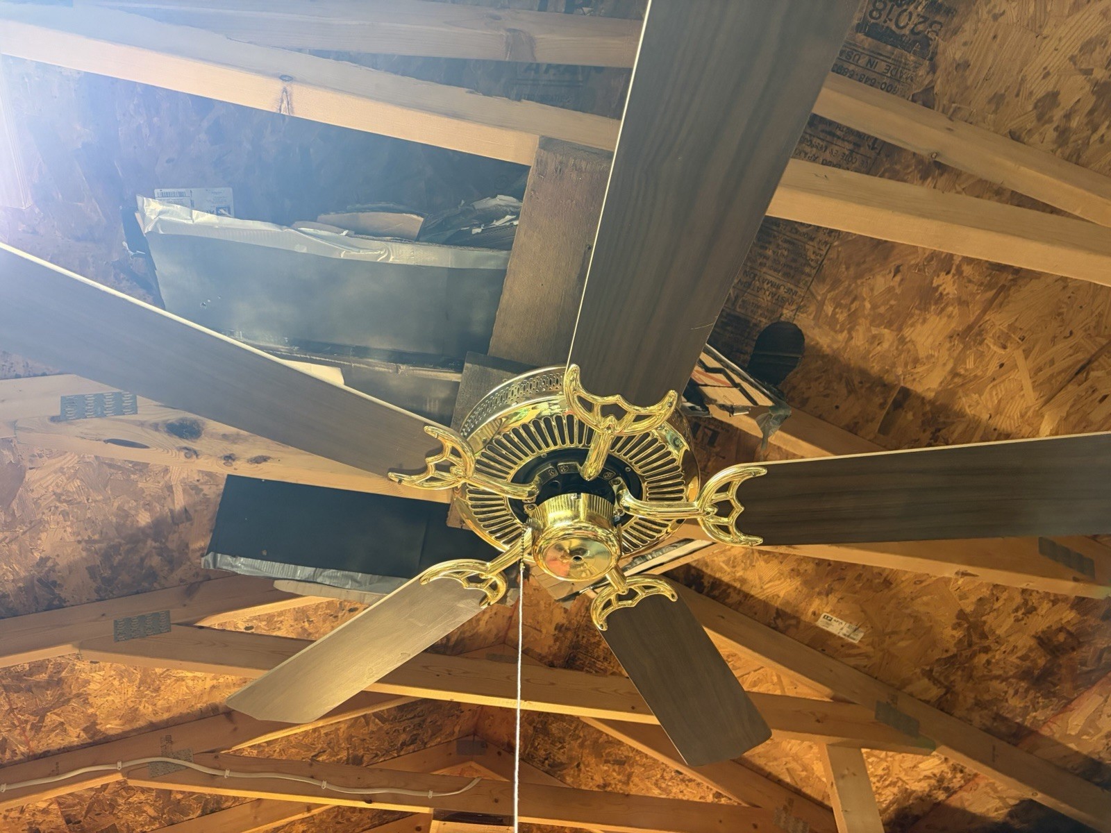 52” Unknown Builder Ceiling Fan