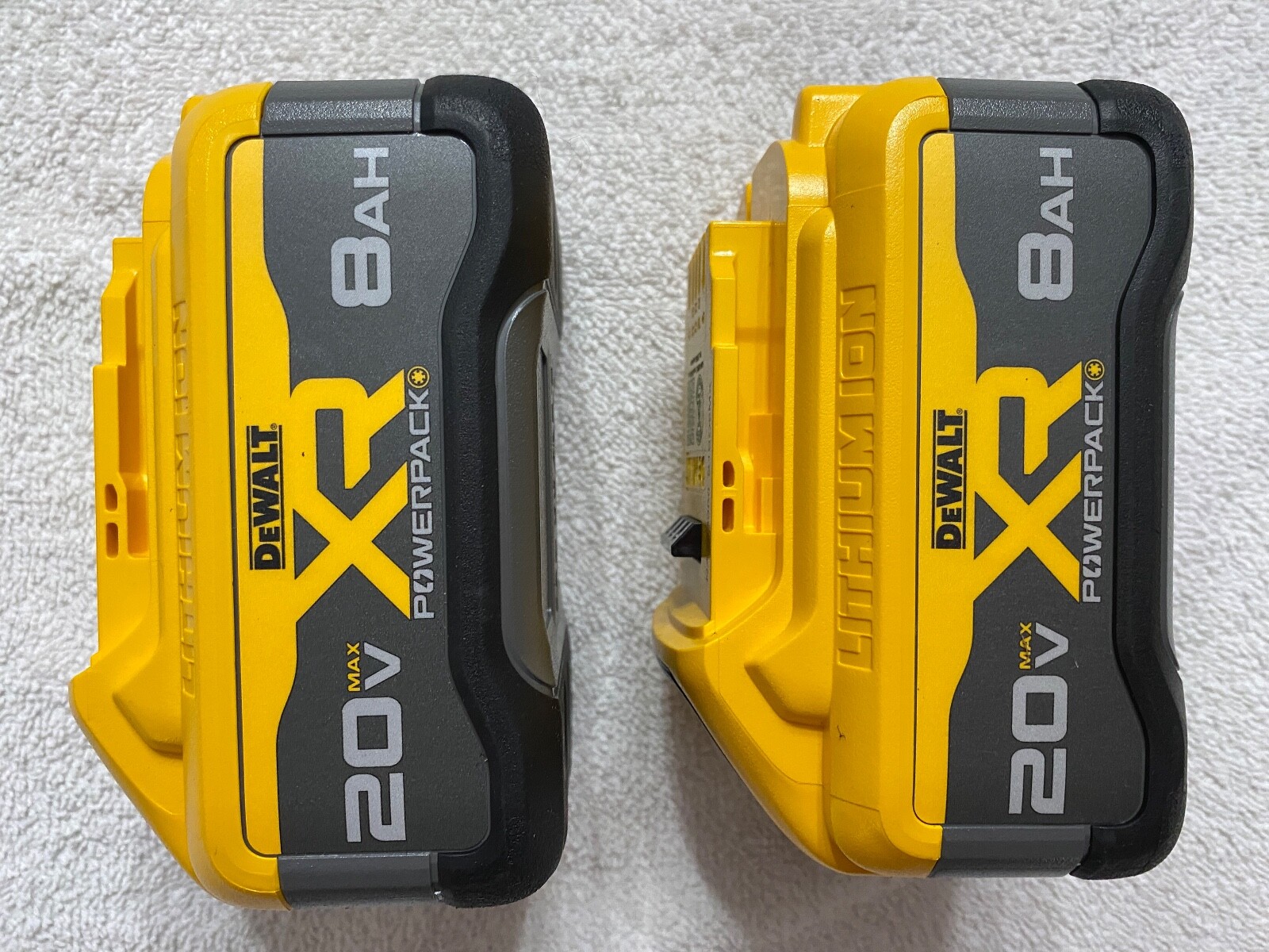 2 New Dewalt DCB2108 Powerpack 20V Max XR 8.0Ah Lithium Ion Batteries DCB2108-2