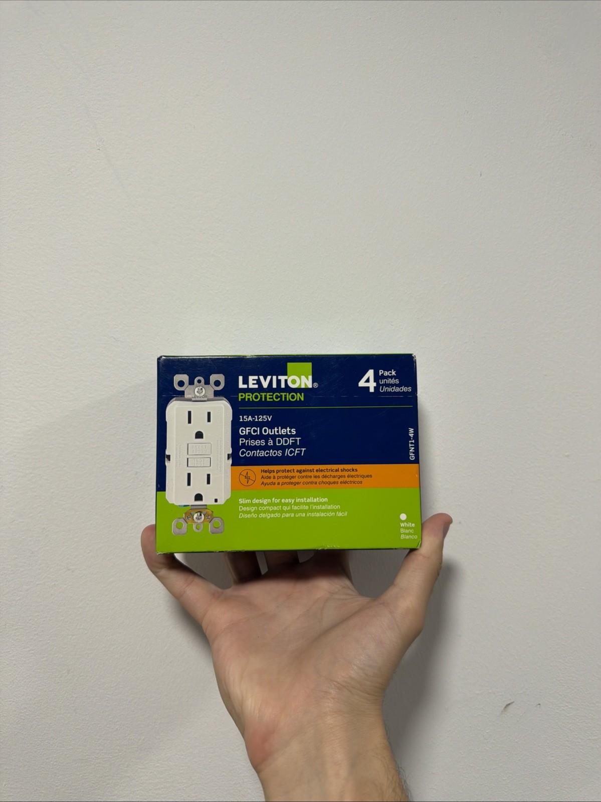 Leviton 15A-125V M22-GFNT1-4W GFCI Outlet- 4 Pack