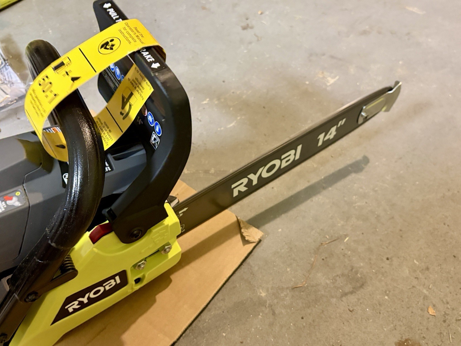 RYOBI Chainsaw NEW 14 in Gasoline 37CC 2-Cycle Gas Chainsaw