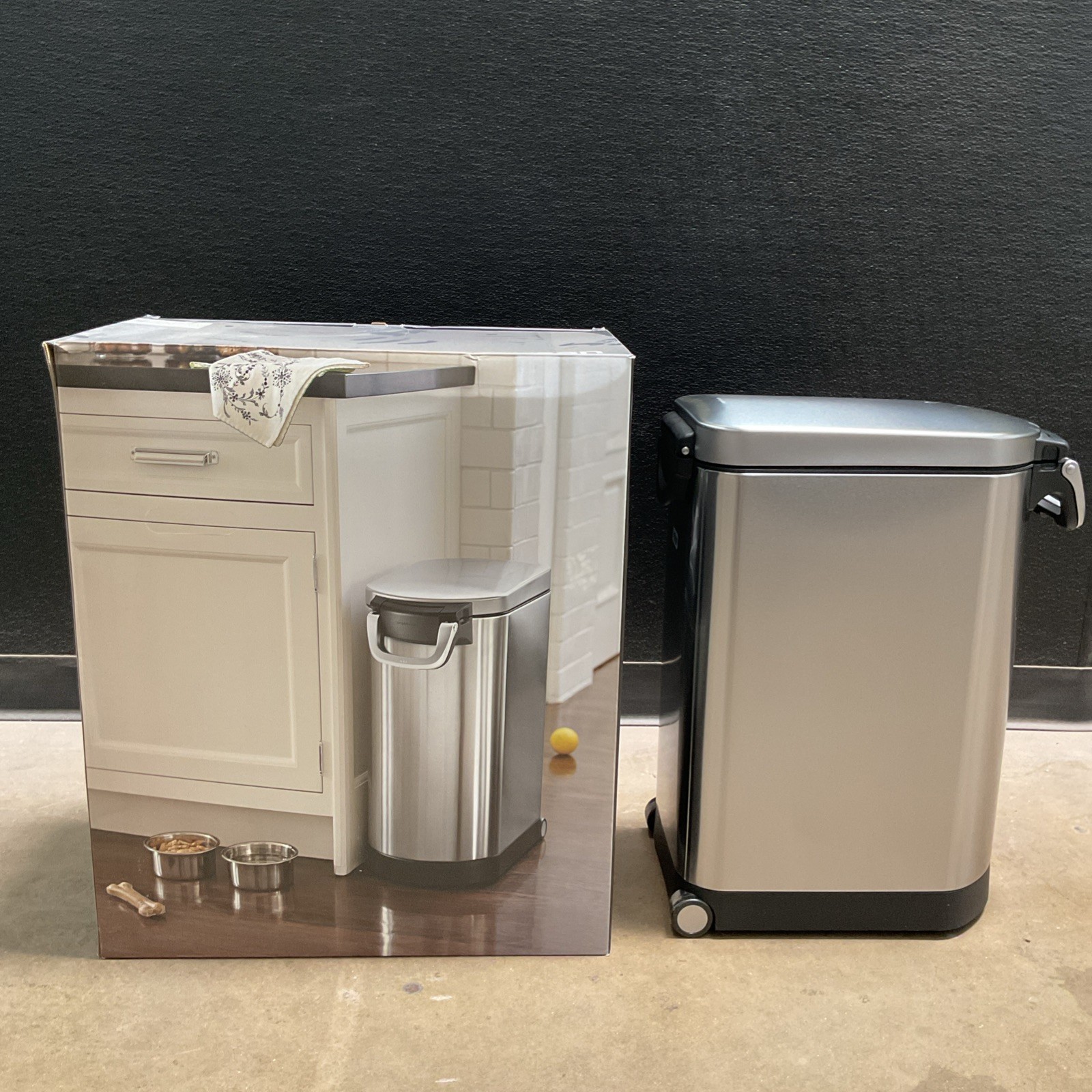 Simplehuman Food Storage Container Brushed Stainless Steel (CW1886) New Open Box