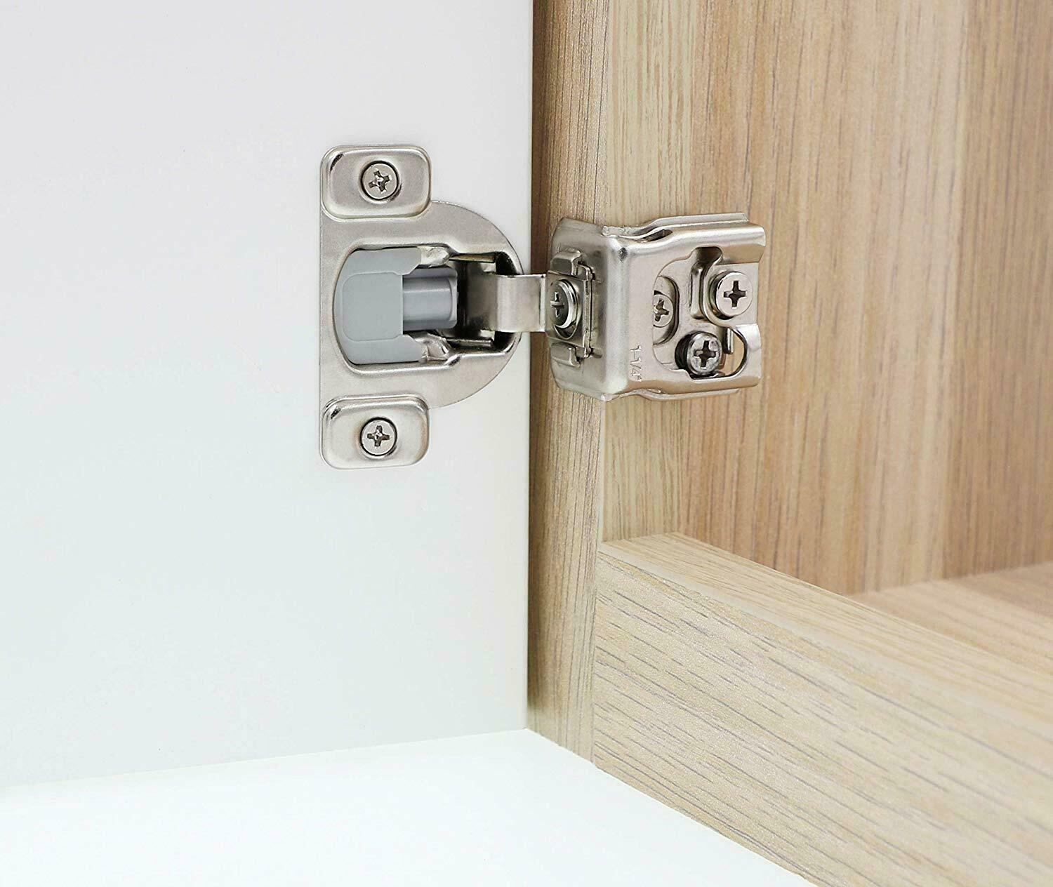 Soft-Closing Compact 1 1/4″ Overlay 105° Hinge Kitchen Cabinet Hardware