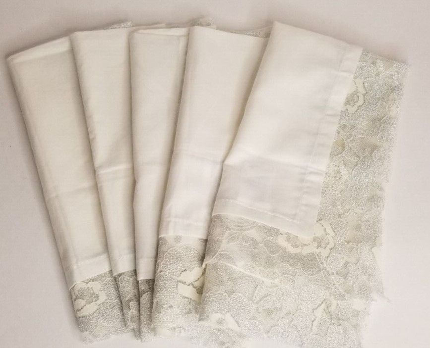 Pier 1 Napkins Silver Metallic Lace accent 20″ X 20″ Square Any Occasion 5 Set