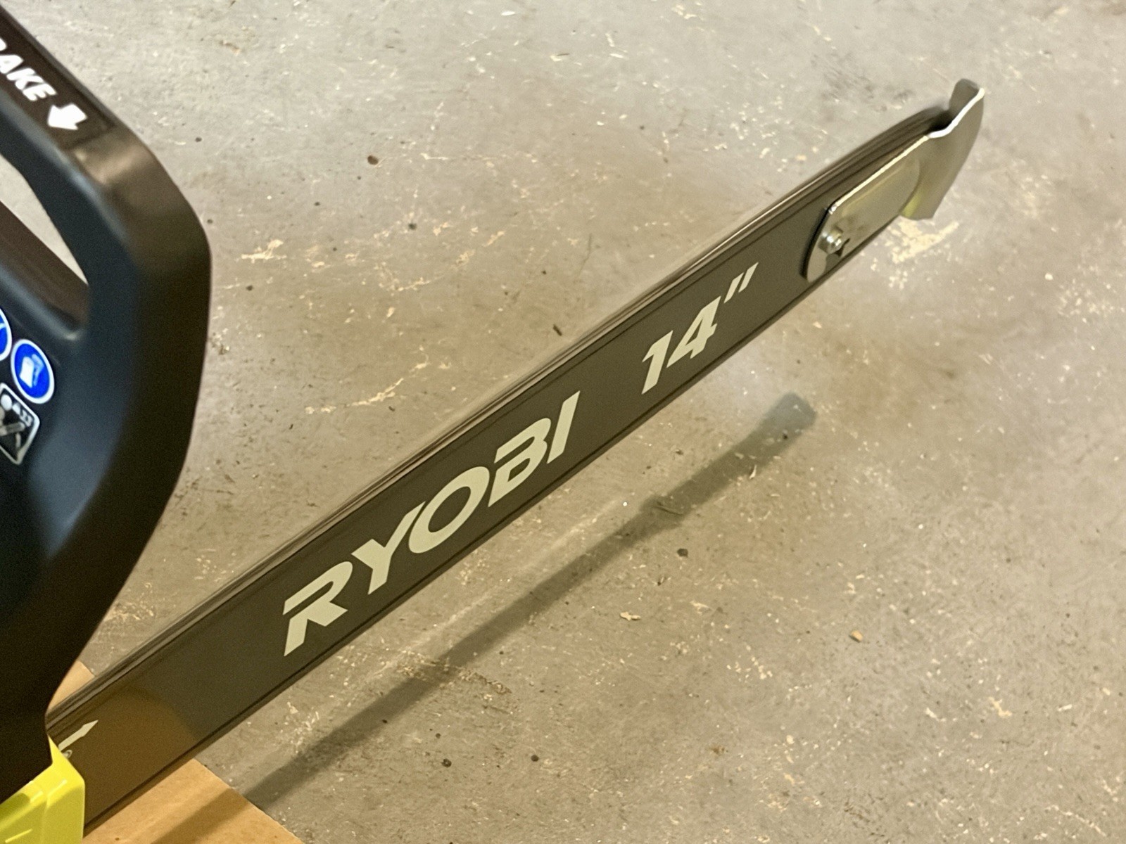 RYOBI Chainsaw NEW 14 in Gasoline 37CC 2-Cycle Gas Chainsaw