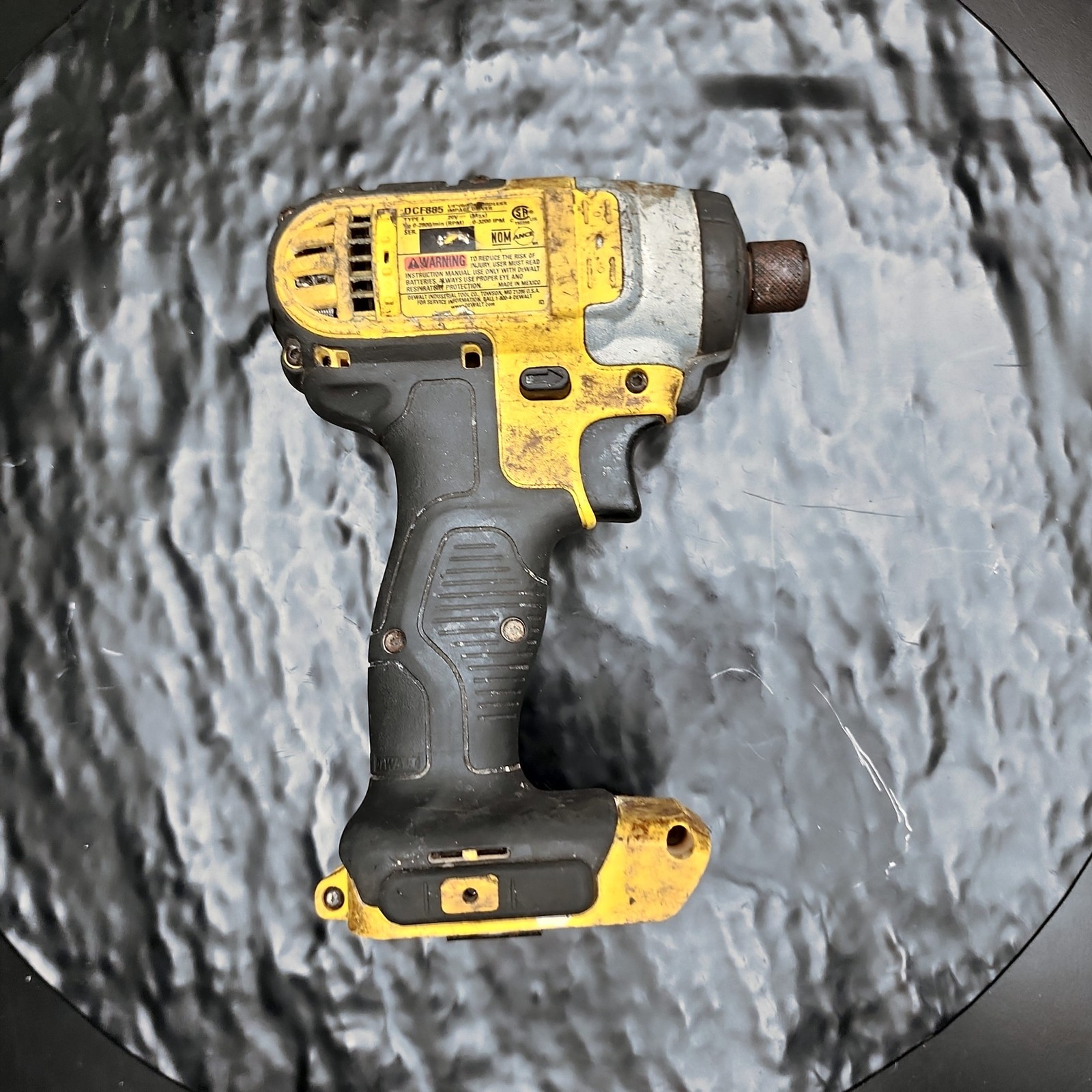 DeWalt DCF885 20V MAX 1/4″ Cordless Impact Driver Bare Tool Only Drill Type 4
