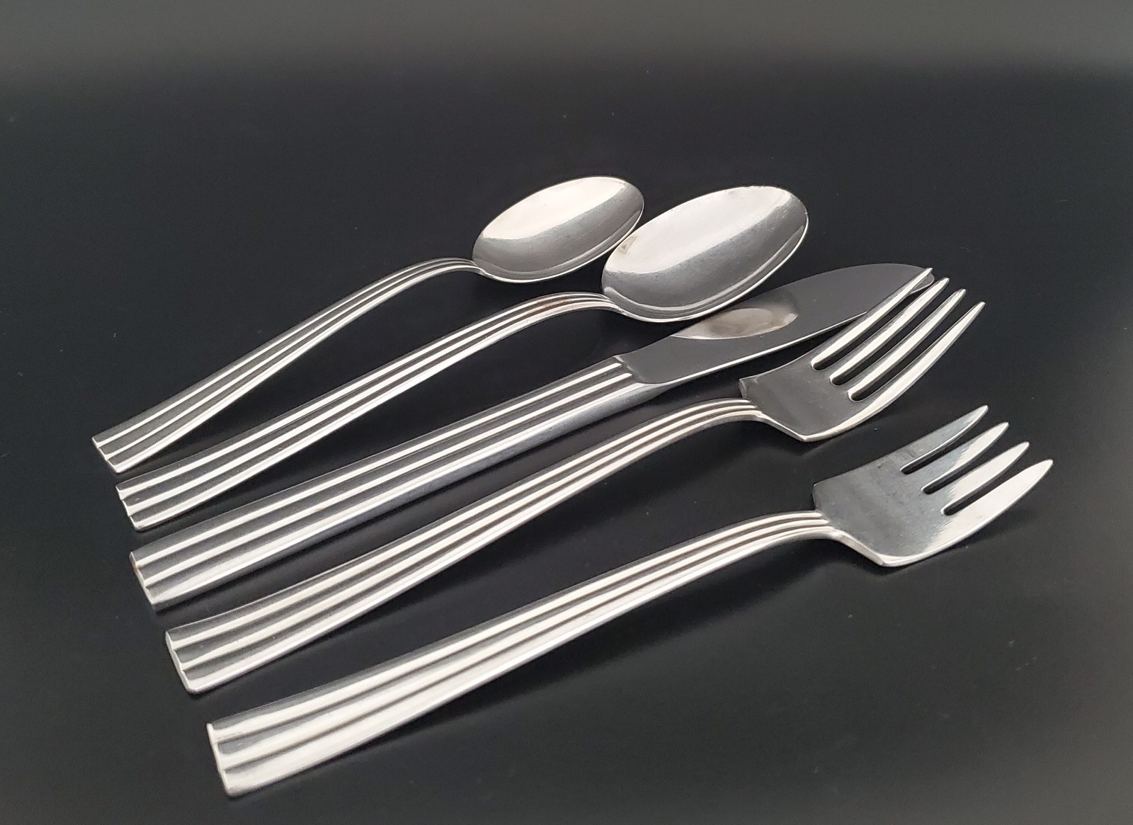 GENSE SWEDEN STAINLESS STEELE THEBE FLATWARE ONE-PLACE SETTING