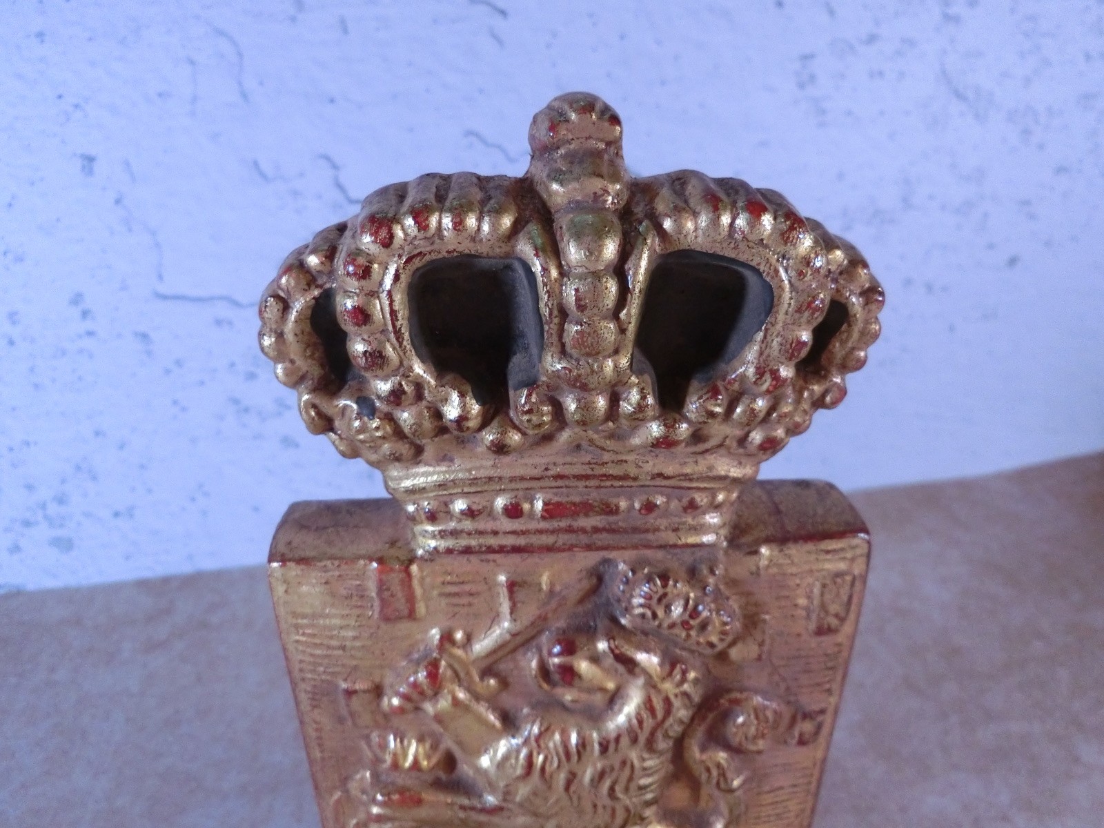 Gold Gilded Regal Lion & Crown Bookends w/Marbleized Base English British Style