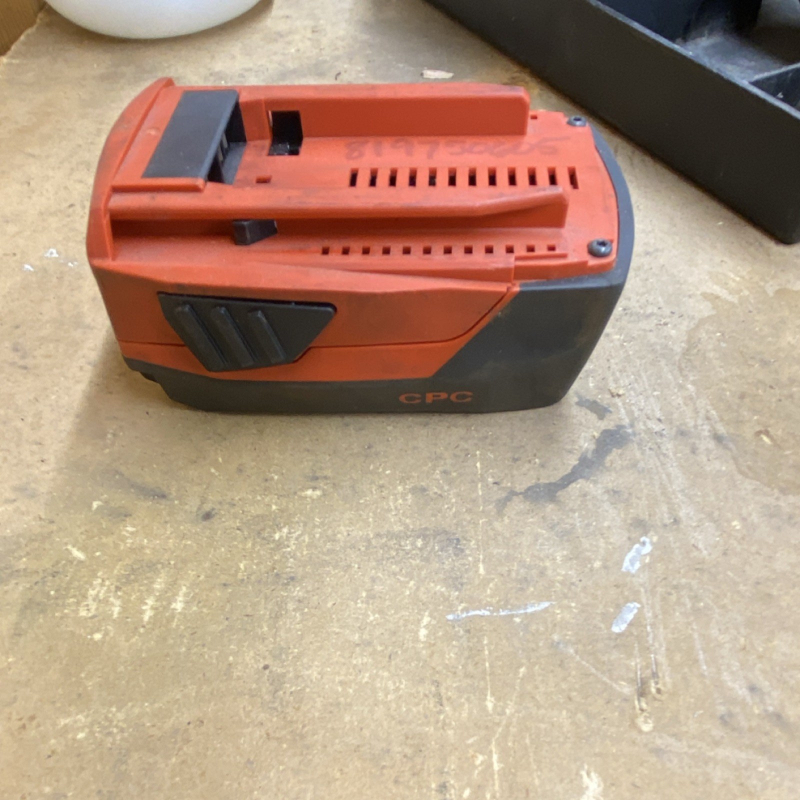 Hilti B 22/3.0 Li-Ion 21.6V 3.0Ah Power Tool Battery Red 819750605 2127539